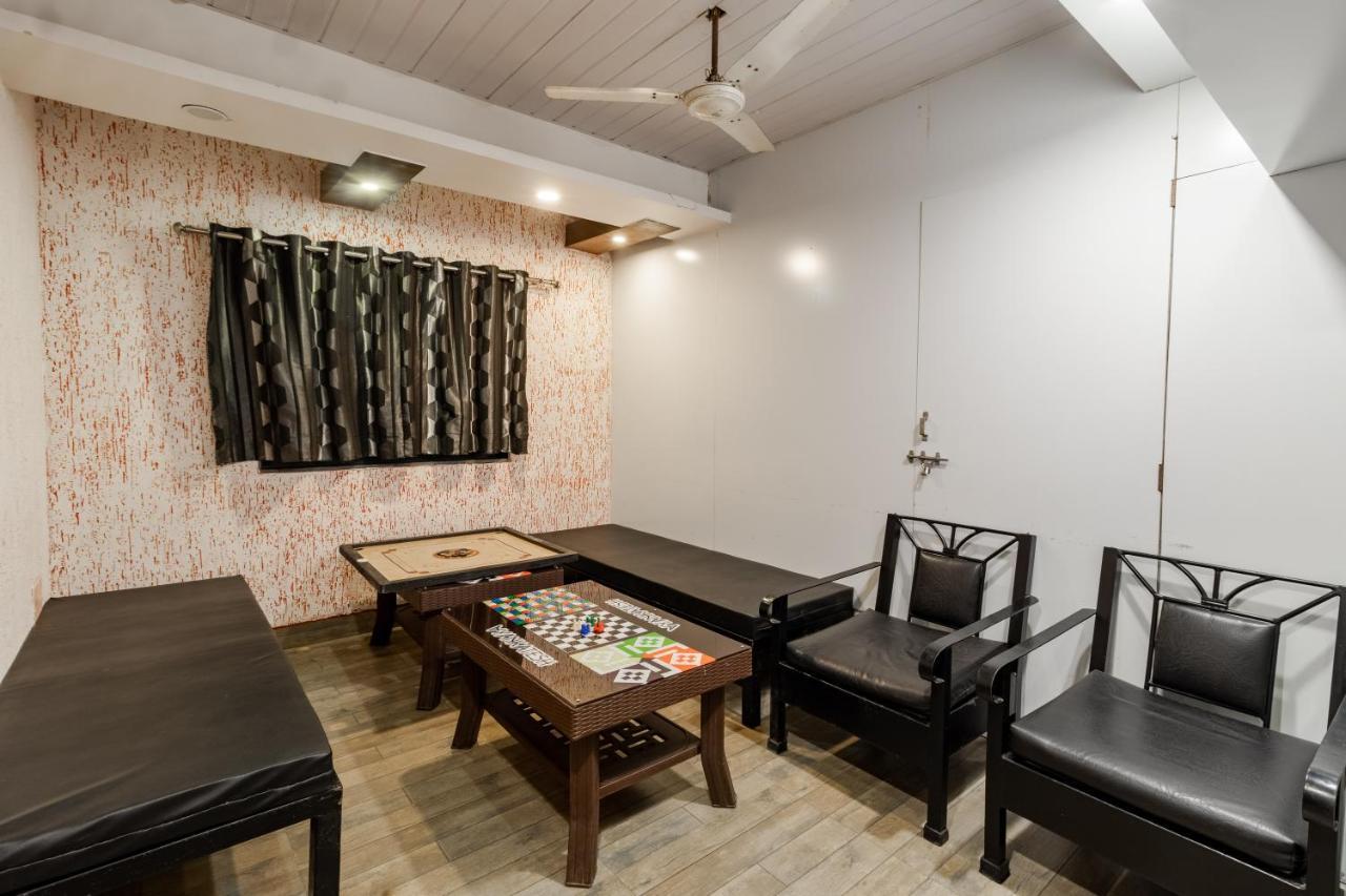 Hotel Vyankatesh & Pure Veg Restaurant Mahābaleshwar Buitenkant foto