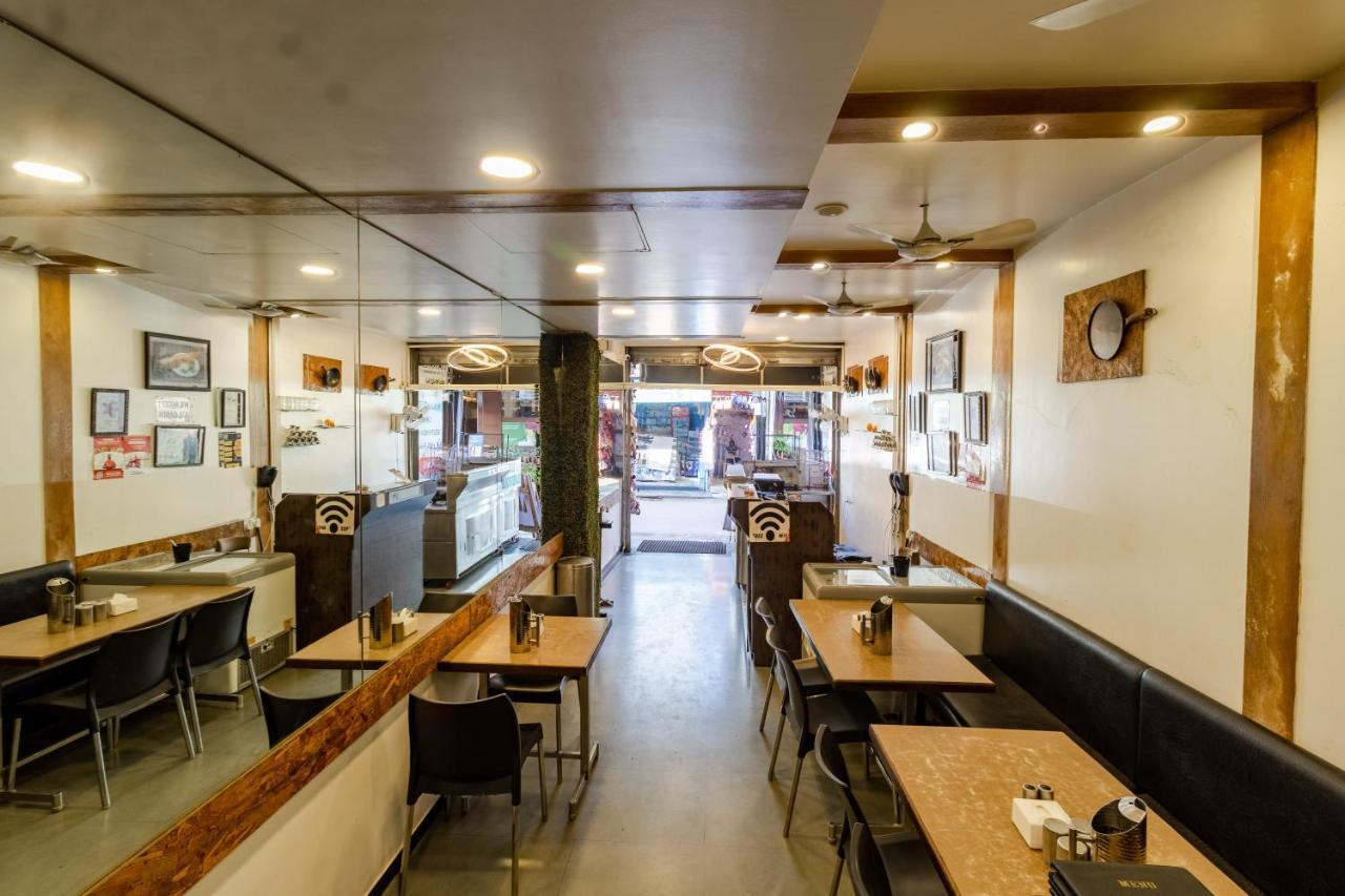 Hotel Vyankatesh & Pure Veg Restaurant Mahābaleshwar Buitenkant foto